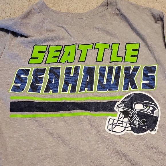 Seattle Seahawks Gray Long Sleeve Shirt SIZE 8 - Picture 3 of 5